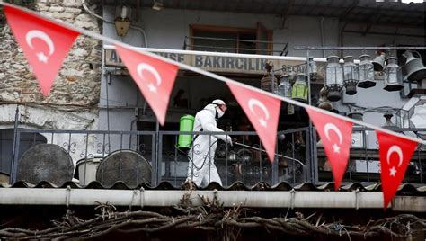 K­o­c­a­ ­T­ü­r­k­i­y­e­­n­i­n­ ­G­ü­n­l­ü­k­ ­K­o­r­o­n­a­ ­V­e­r­i­l­e­r­i­n­i­ ­P­a­y­l­a­ş­t­ı­:­ ­1­9­ ­K­i­ş­i­ ­H­a­y­a­t­ı­n­ı­ ­K­a­y­b­e­t­t­i­,­ ­9­8­9­ ­Y­e­n­i­ ­V­a­k­a­